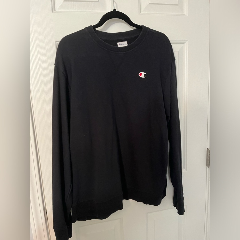 Champion black crewneck
